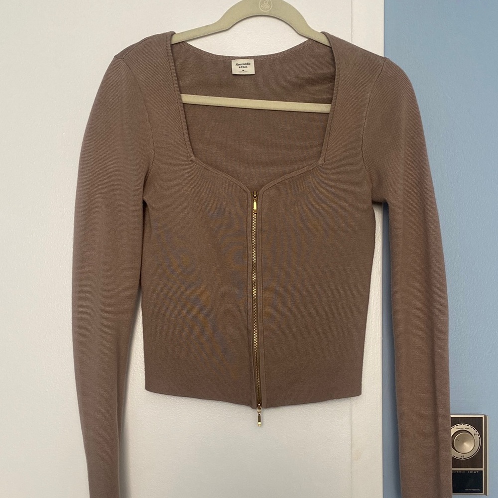 Abercrombie & Fitch Taupe Knit Sweater
